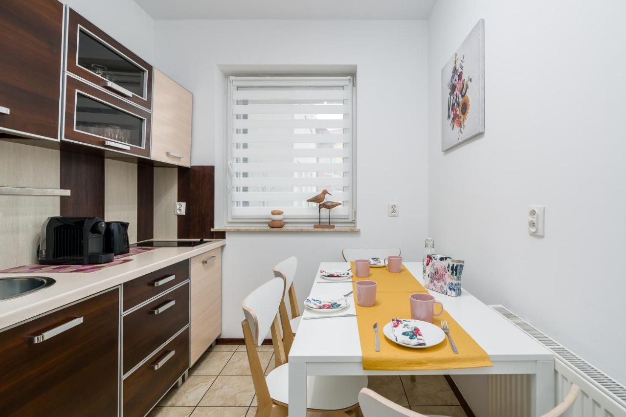 Sleepway Apartments -Garbary 95-101D Познан Екстериор снимка